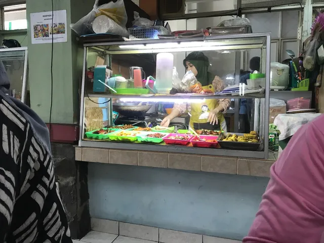 Ayam Goreng Teh Lia AL-BESD