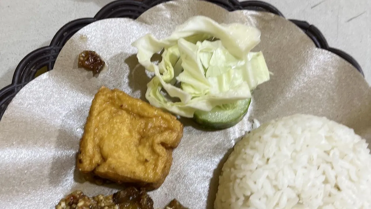 Ayam Gepuk Pak Gembus Cabang Kelapa Dua