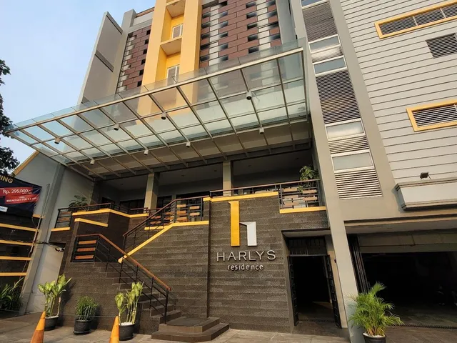 Harlys Residence