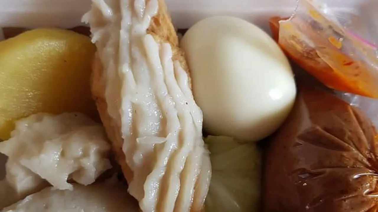 Kedai Siomay Batagor Al-Husaeny