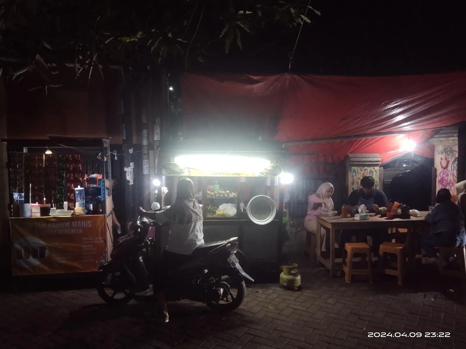 Mie Ayam Bakso & Aneka Minuman Pakde Alip