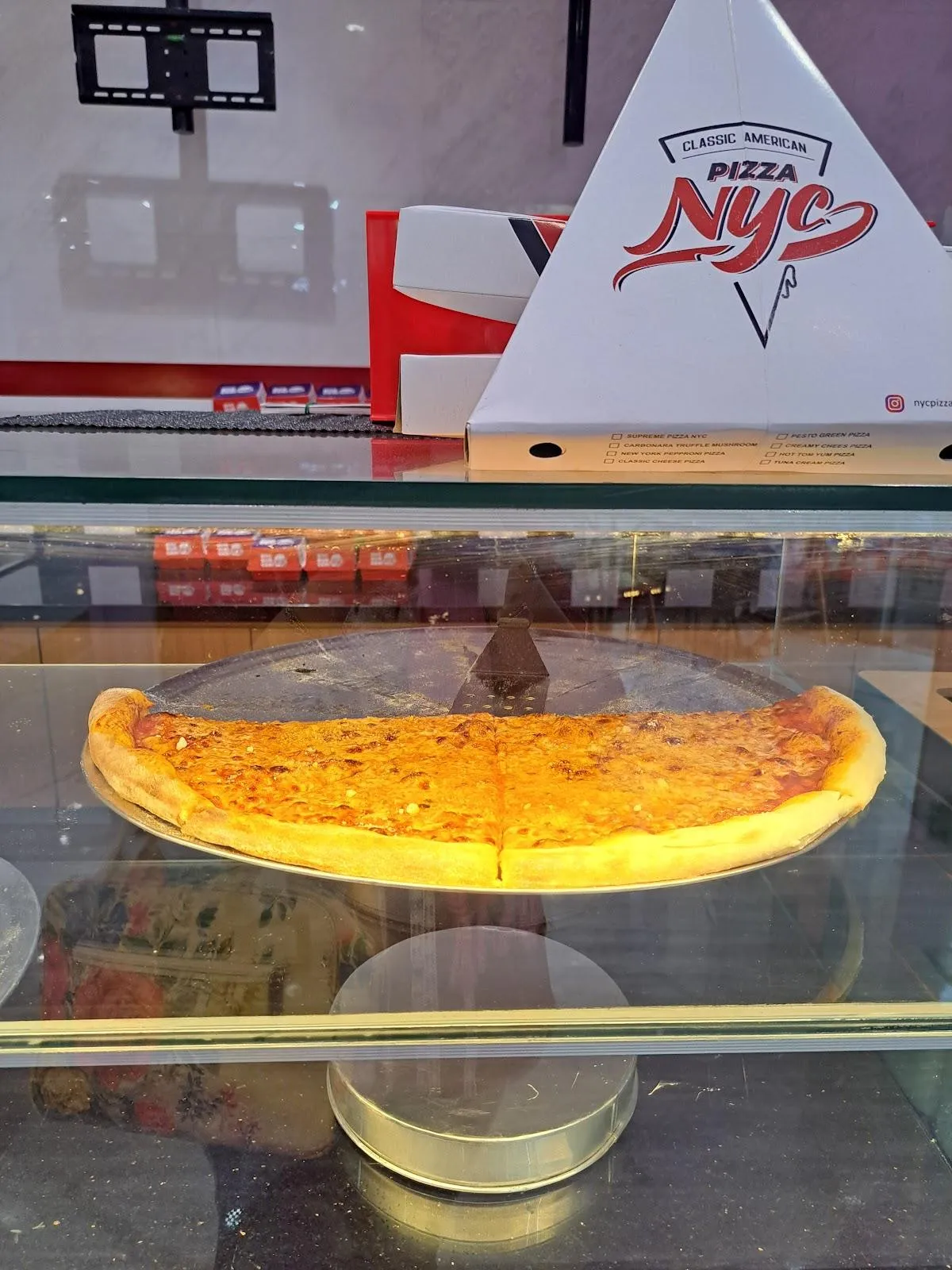 NYC PIZZA GAJAH MADA