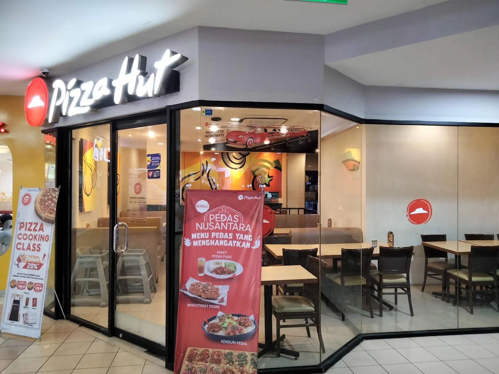 Pizza Hut Restoran - Mangga Dua Mall