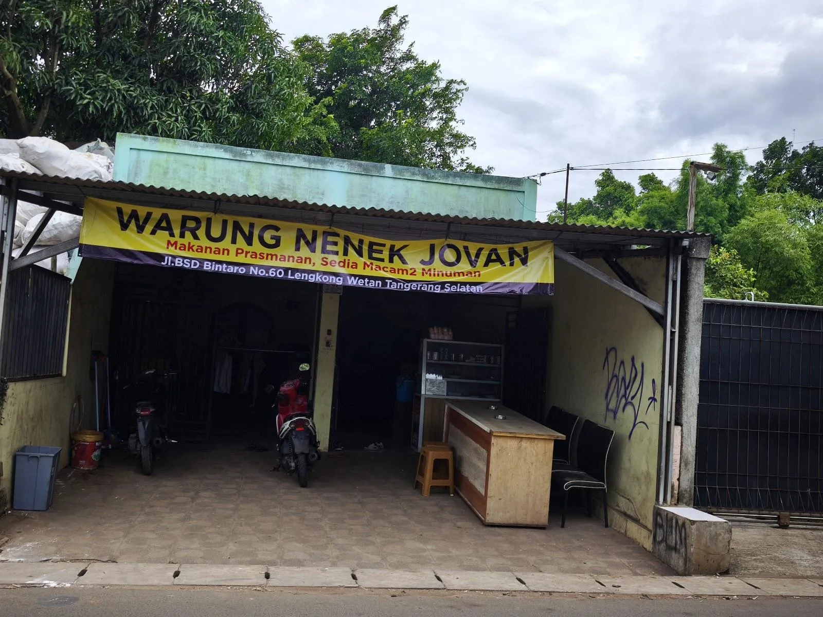 Warung nenek jovan