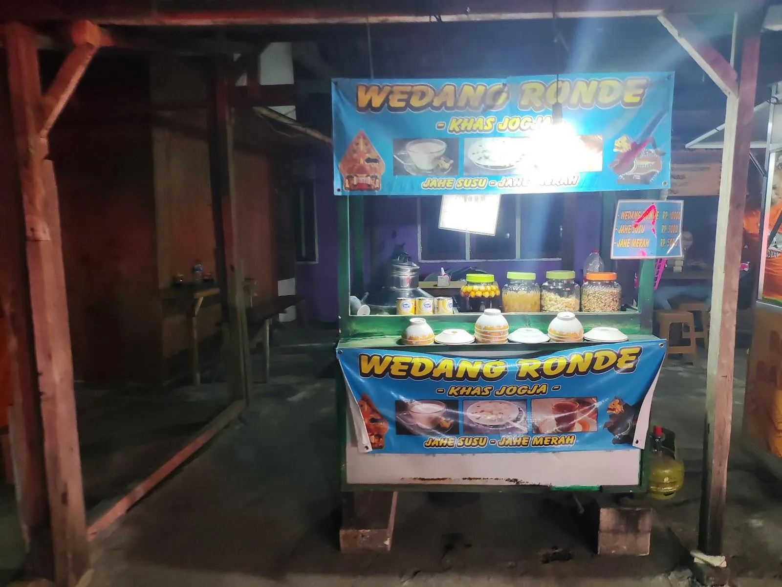 Wedang Ronde Cabang Tanah seratus