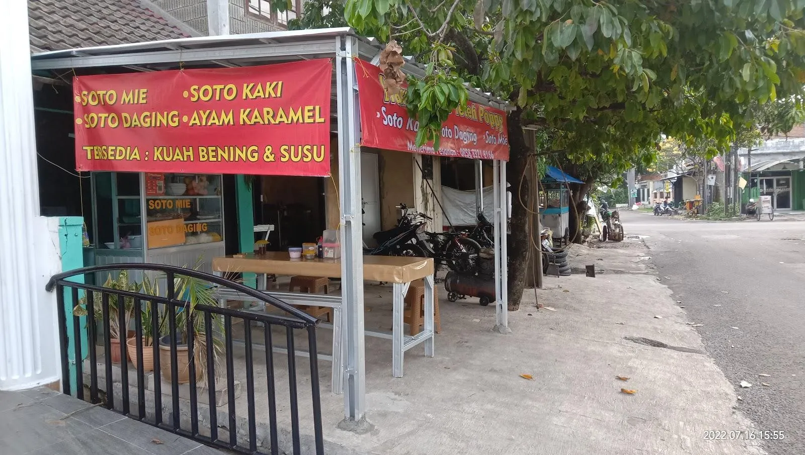 Warung Soto Teteh Poppy