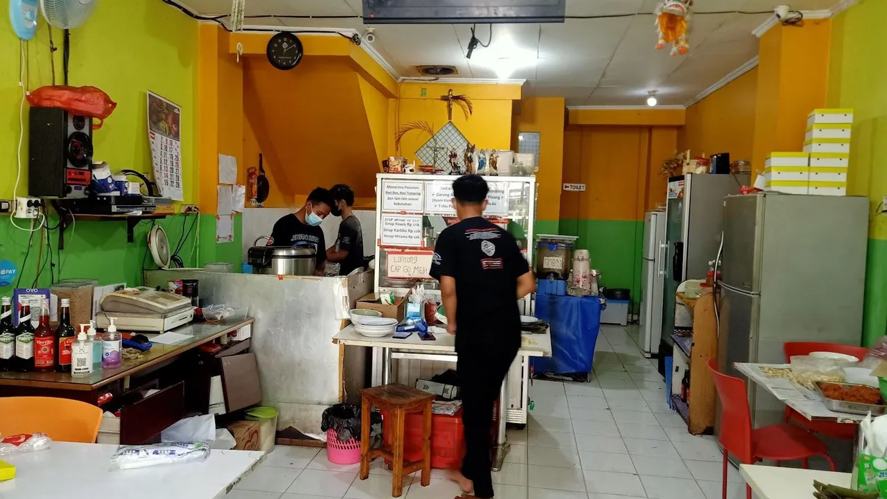 Waroeng Eddy
