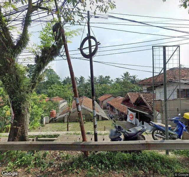 Makaroni Empat,Cilenggang.