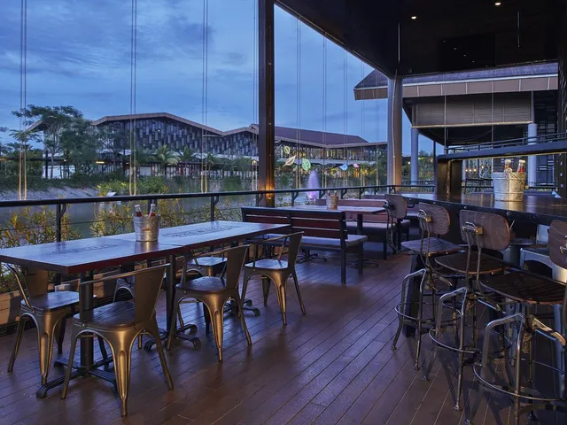 Brewerkz The Breeze BSD