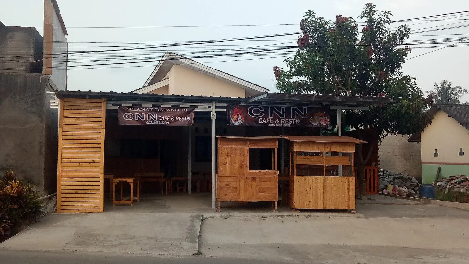 CNN cafe & resto