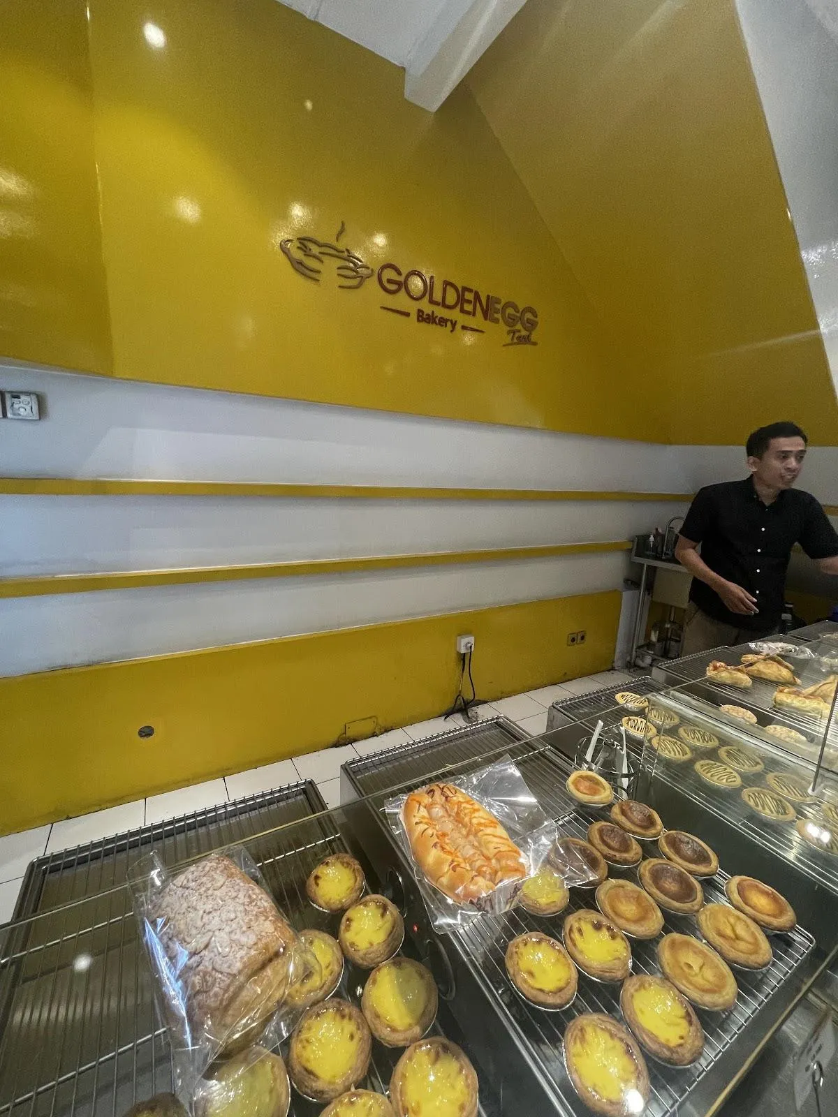 Golden Egg Tart Bakery