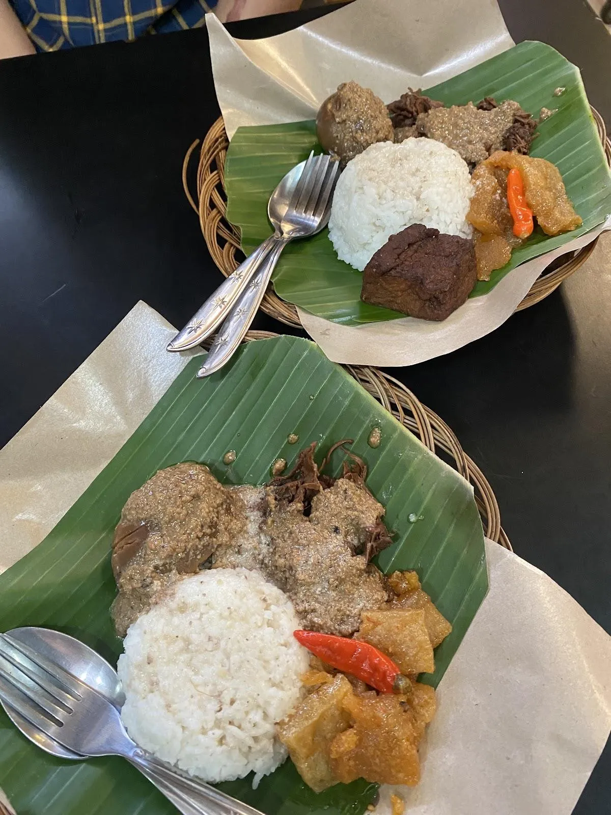 GUDEG BU DIBYO