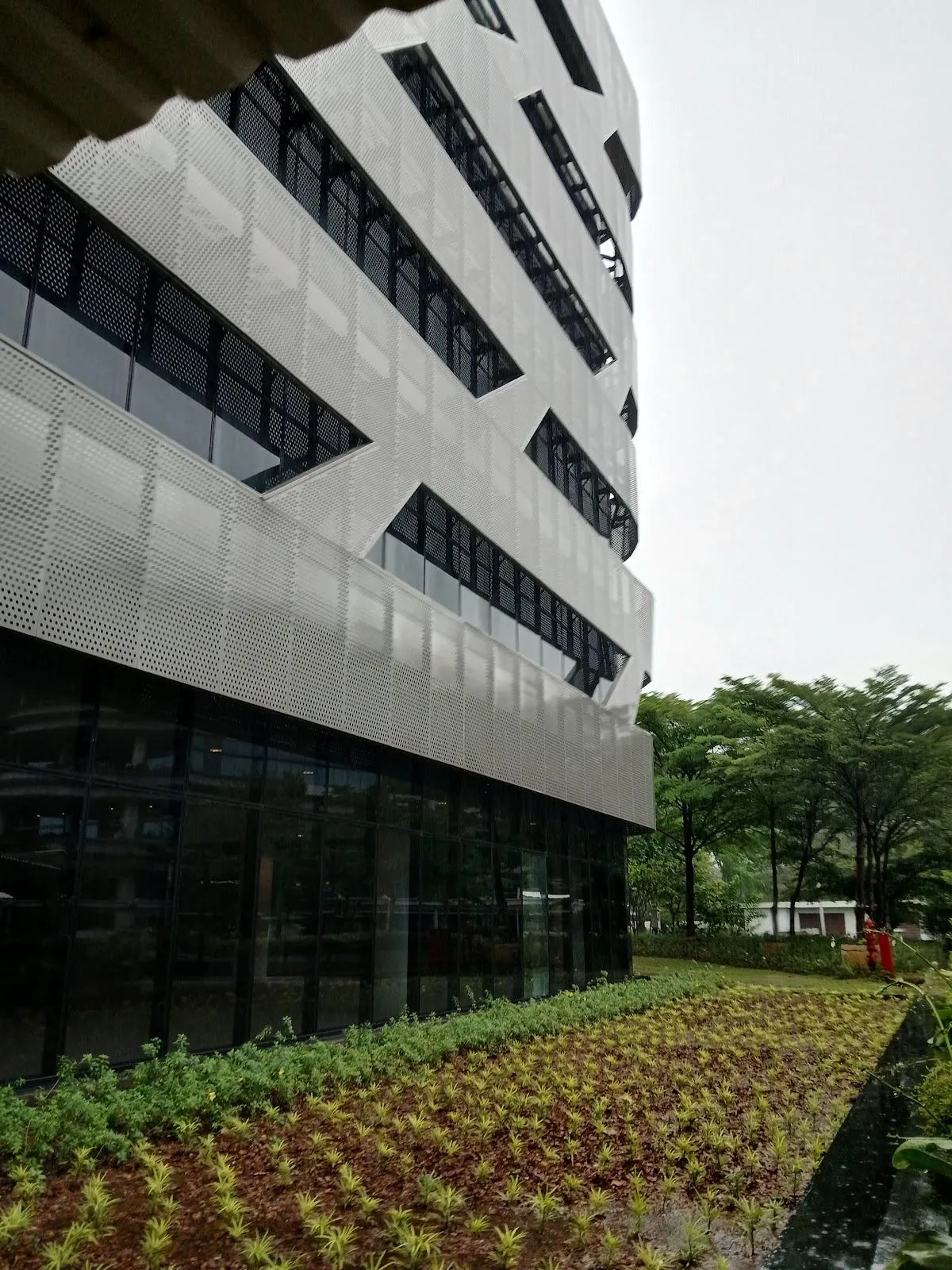 Green Office Park 9