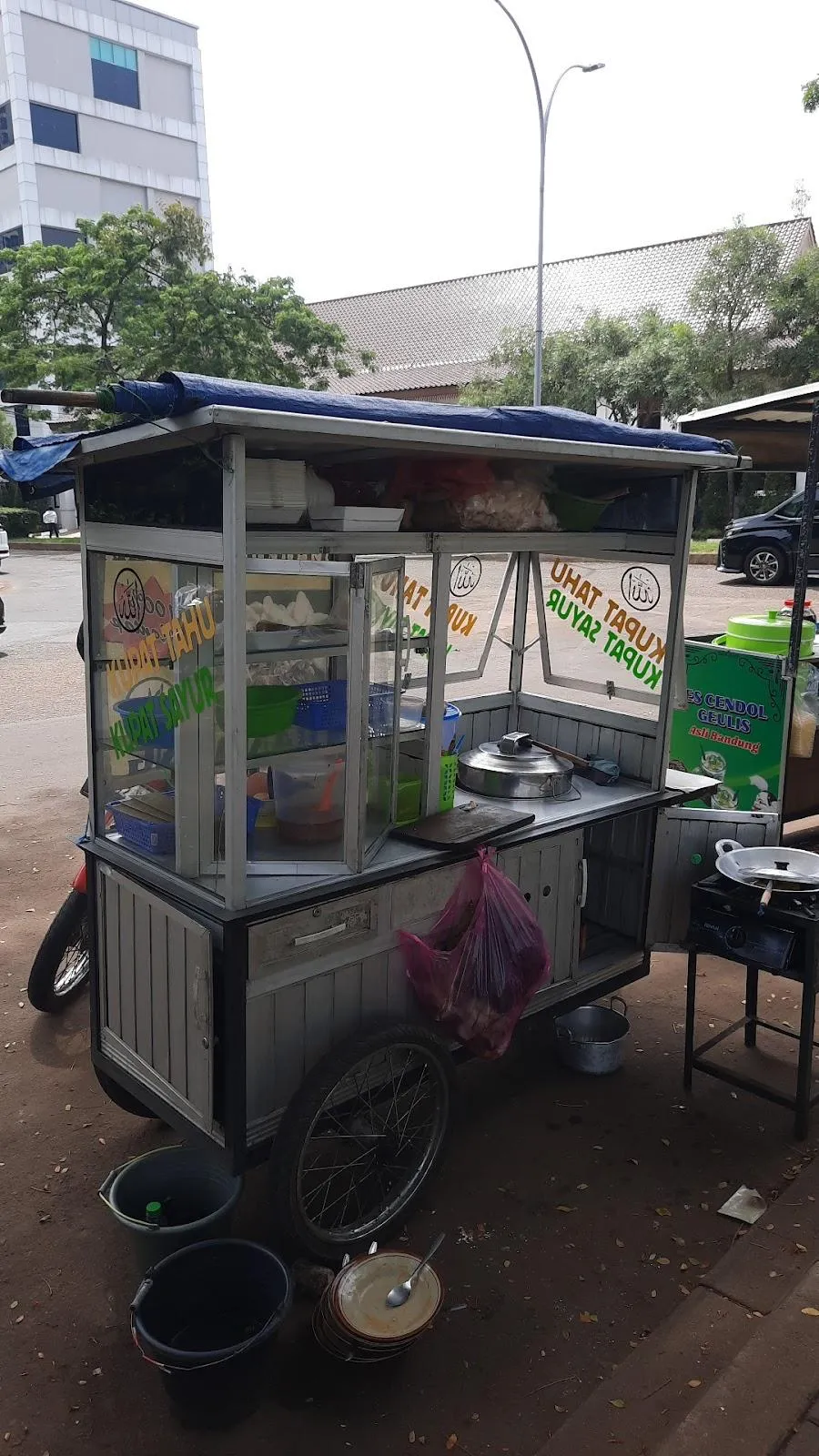Kupat Tahu dan Kupat Sayur Mang Asep