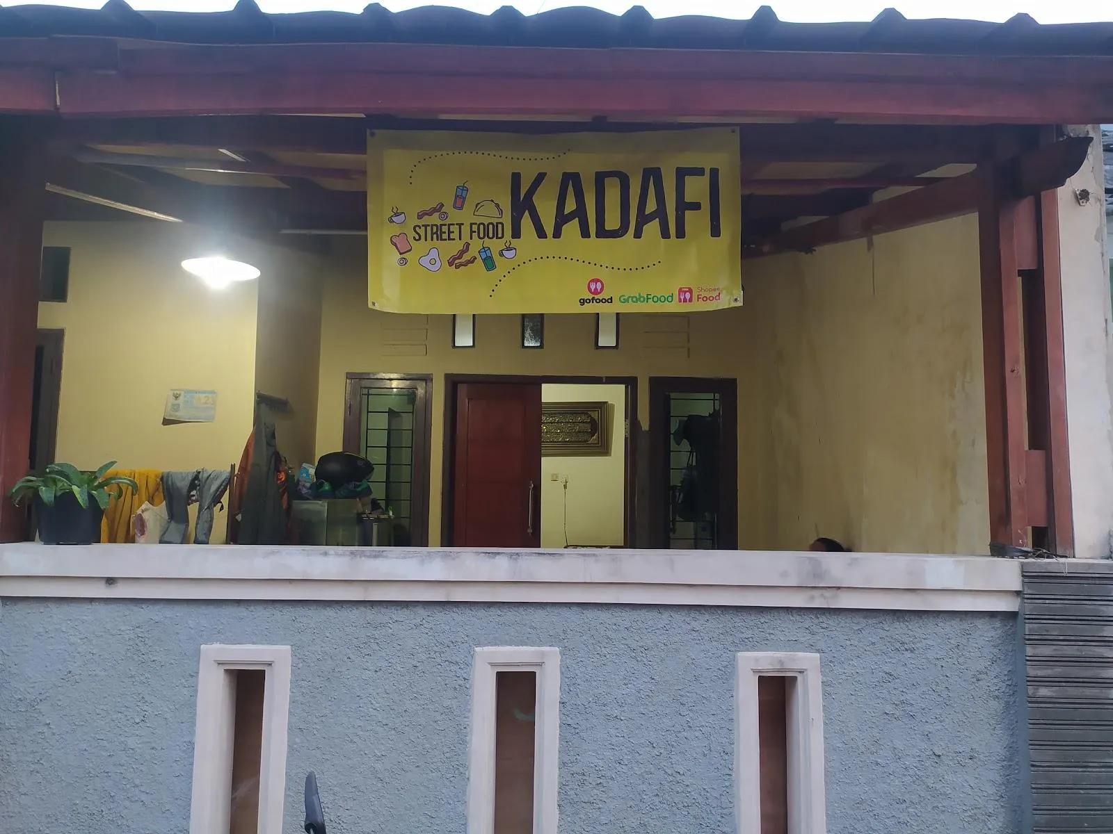 KADAFI street food
