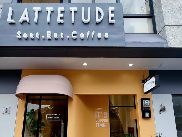 Lattetude Seat Eat Coffee BSD