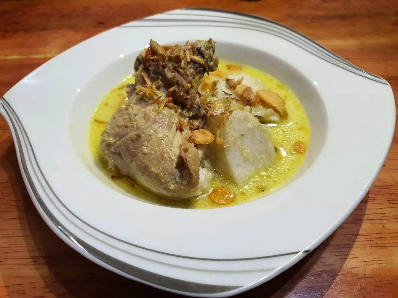 Lontong Balap & Rawon “mbok mi”
