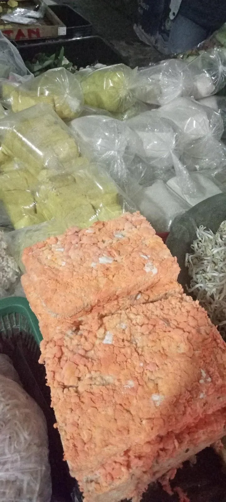NASI KUNING DAN NASI UDUK "AZZRA"