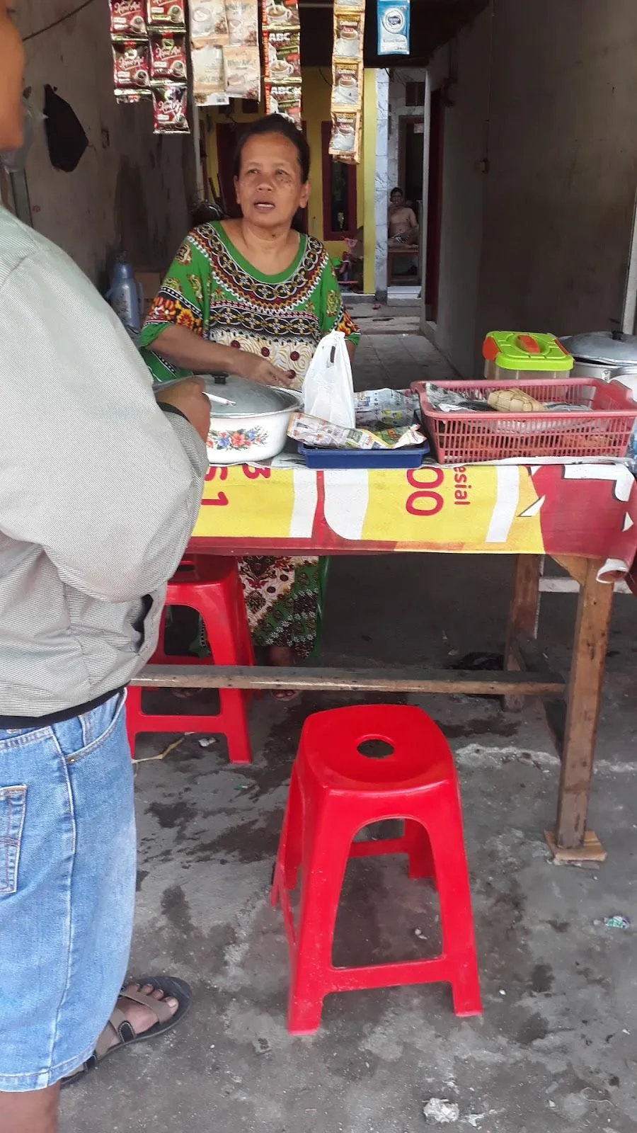 Nasi uduk & ketupat BETAWI