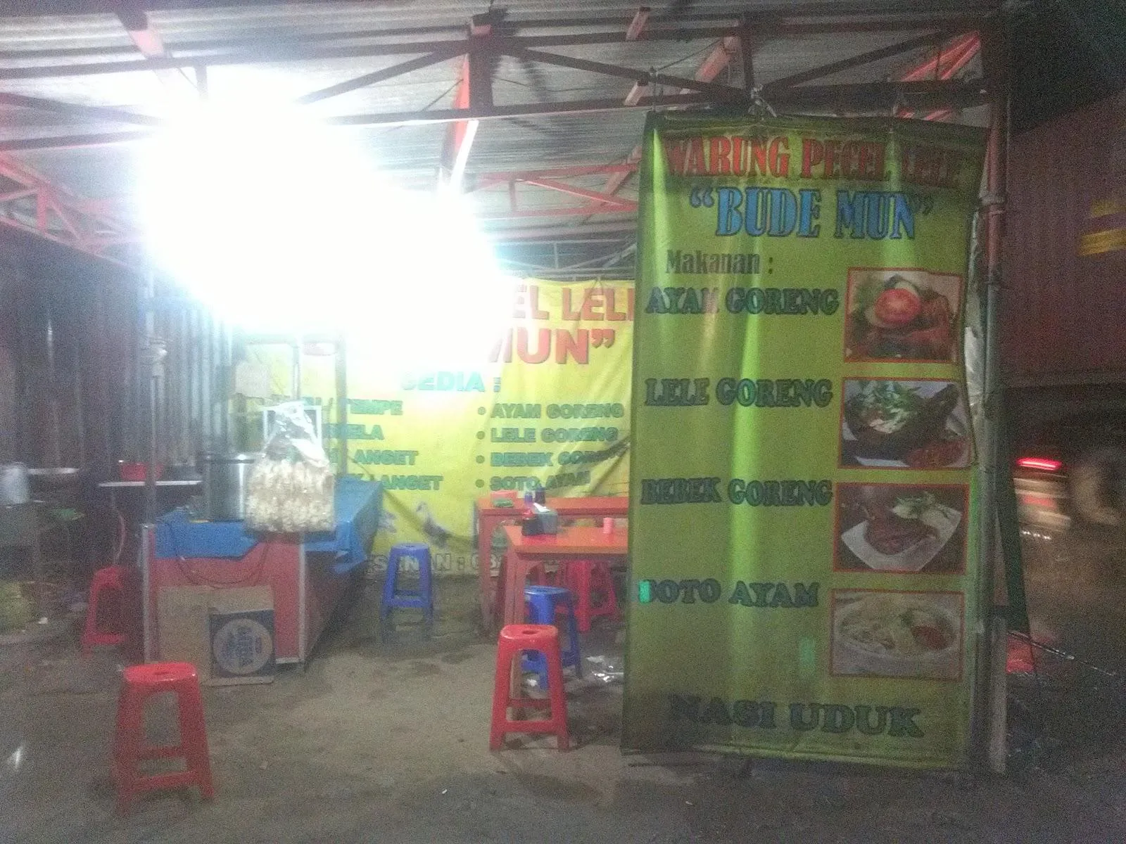 pecel lele BUDE MUN