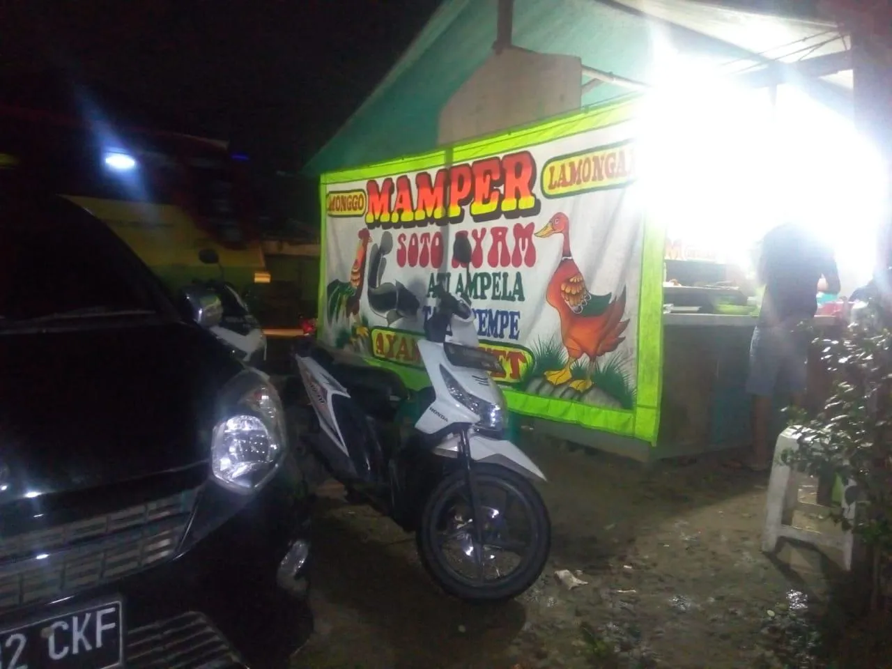 Pecel Ayam/Lele Monggo Mampir
