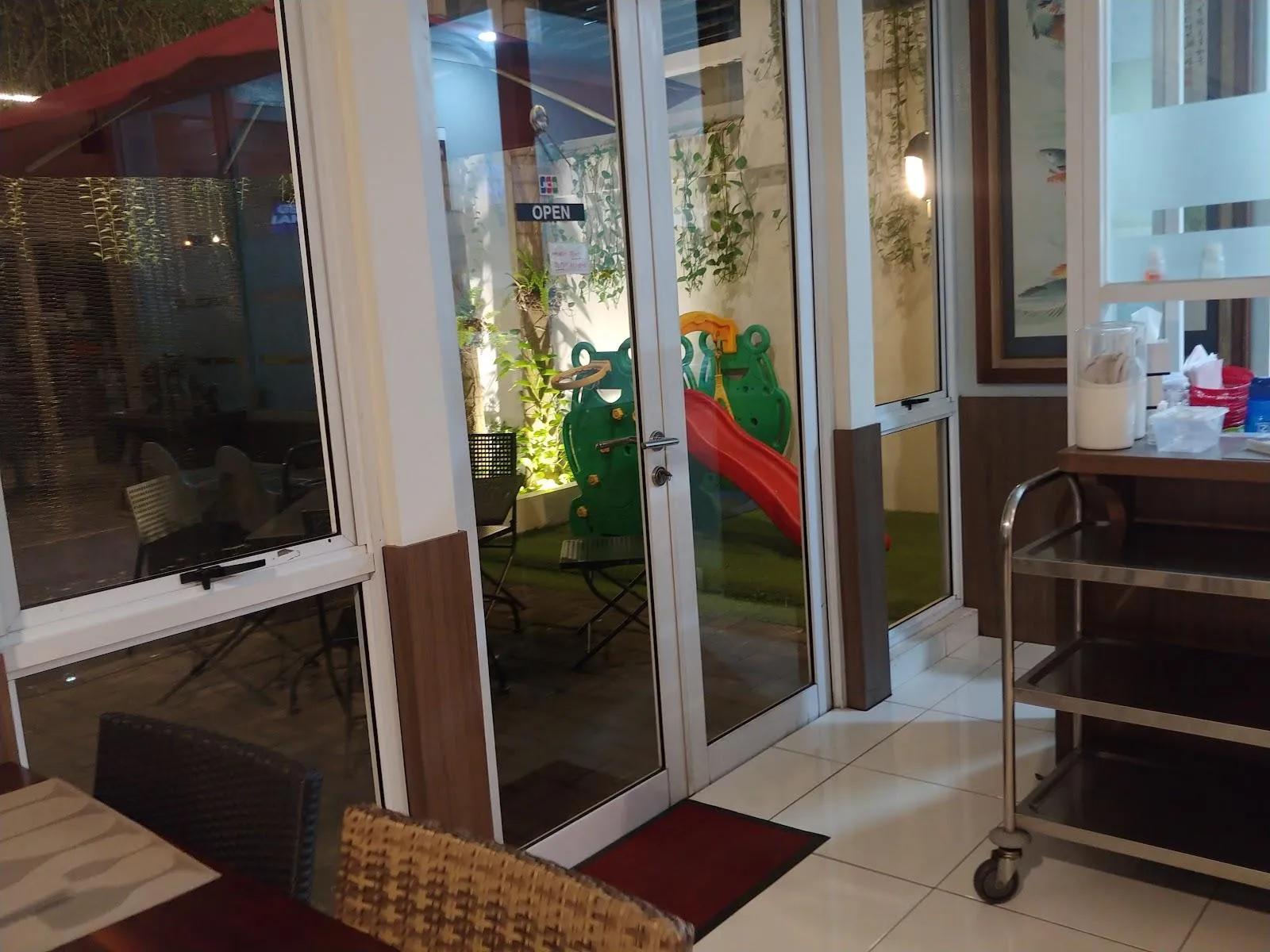 POCHIE Spesialis Iga The Icon