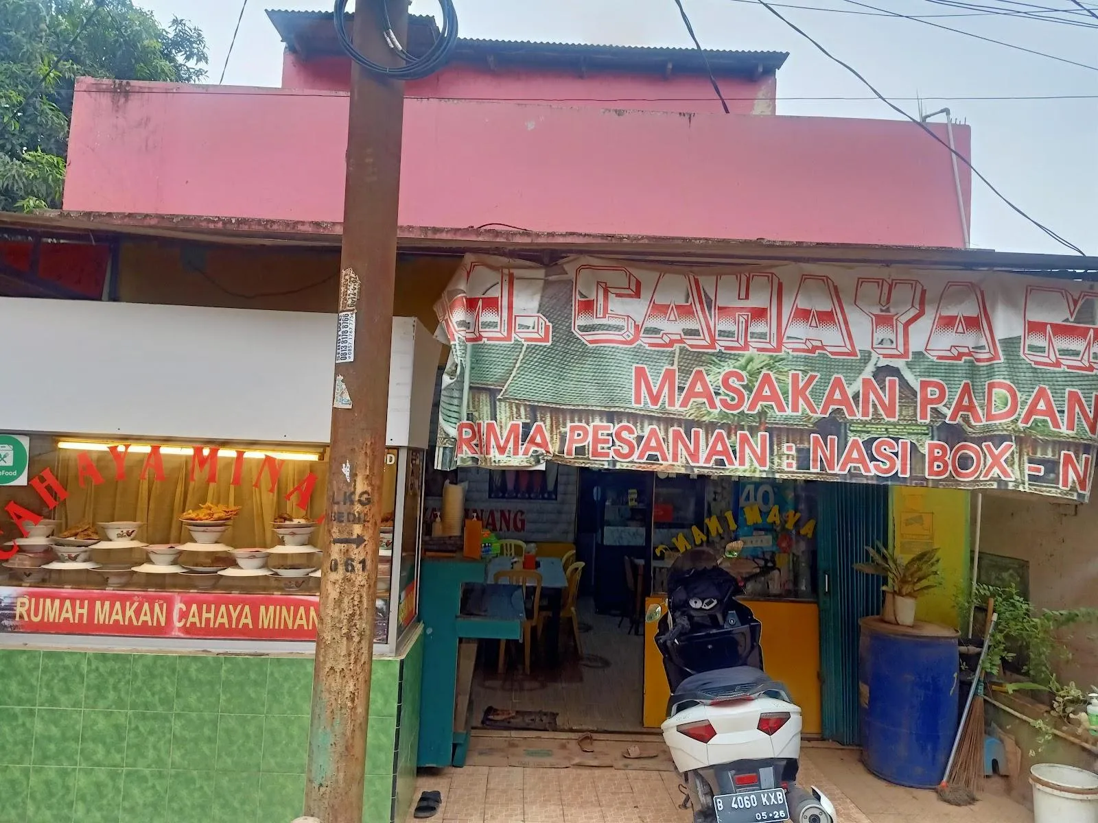 Rumah Makan Cahaya Minang