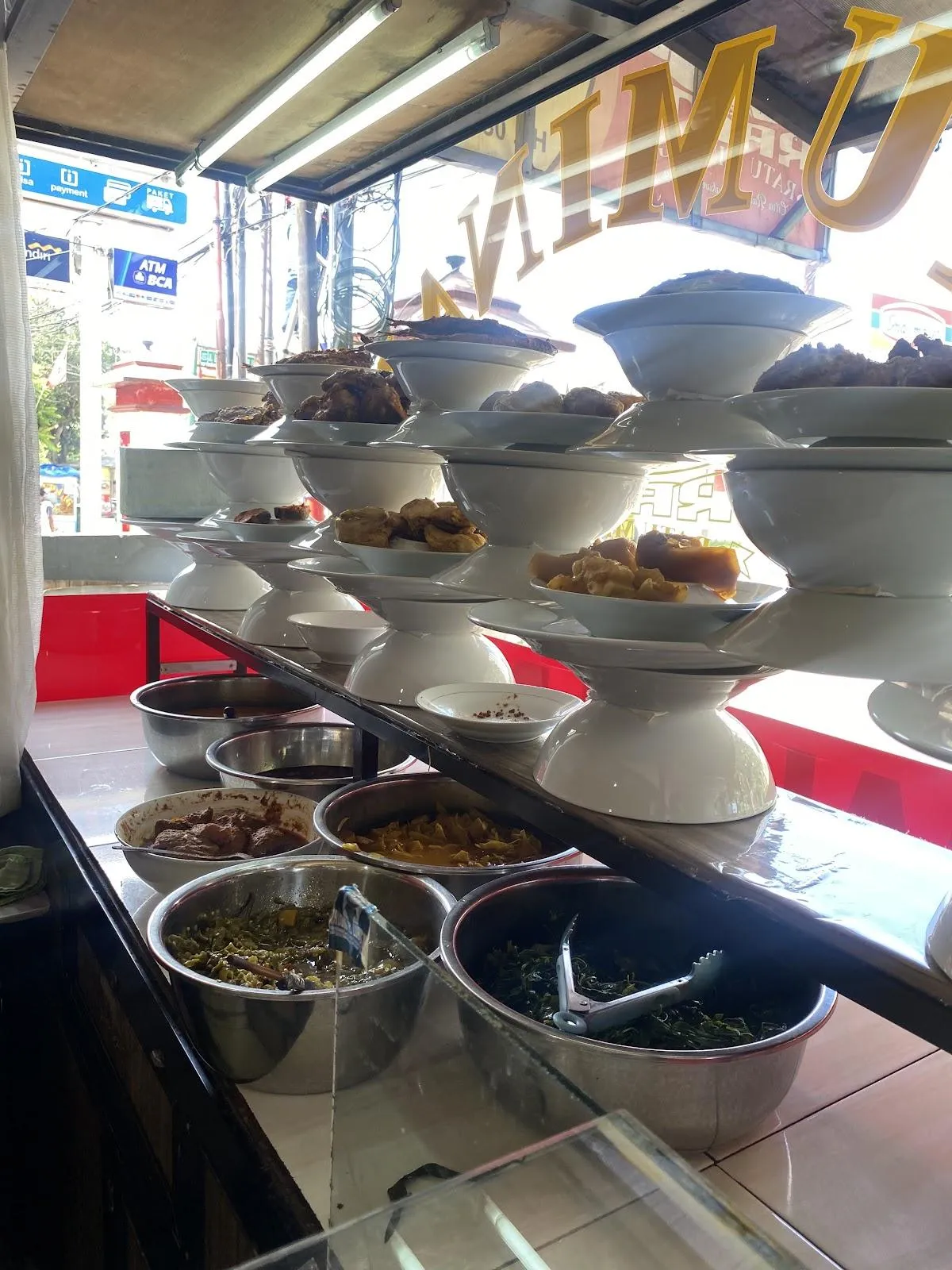 Rumah Makan Ratu Minang Masakan Padang