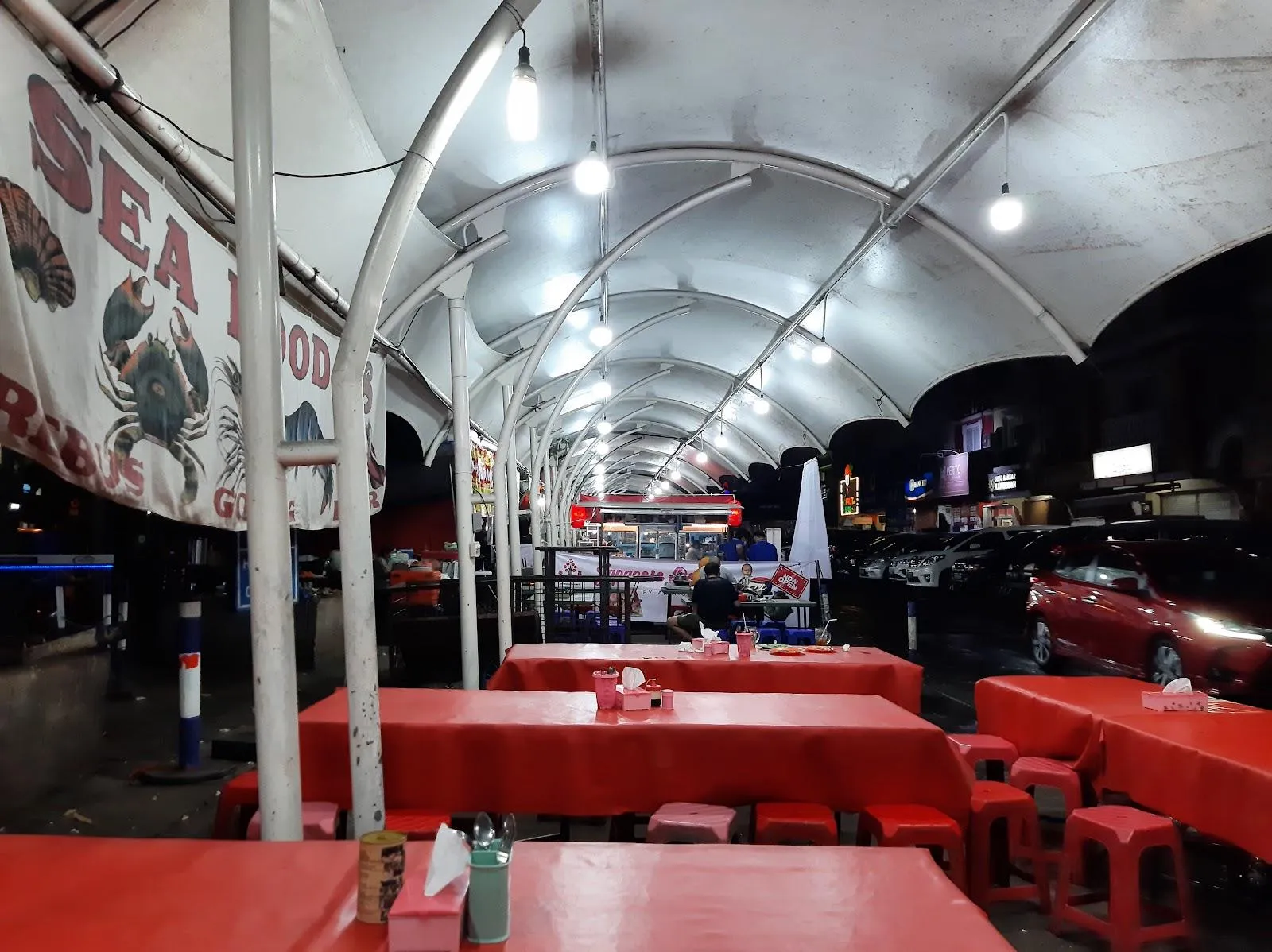 Seafood 68 Pasar Modern BSD