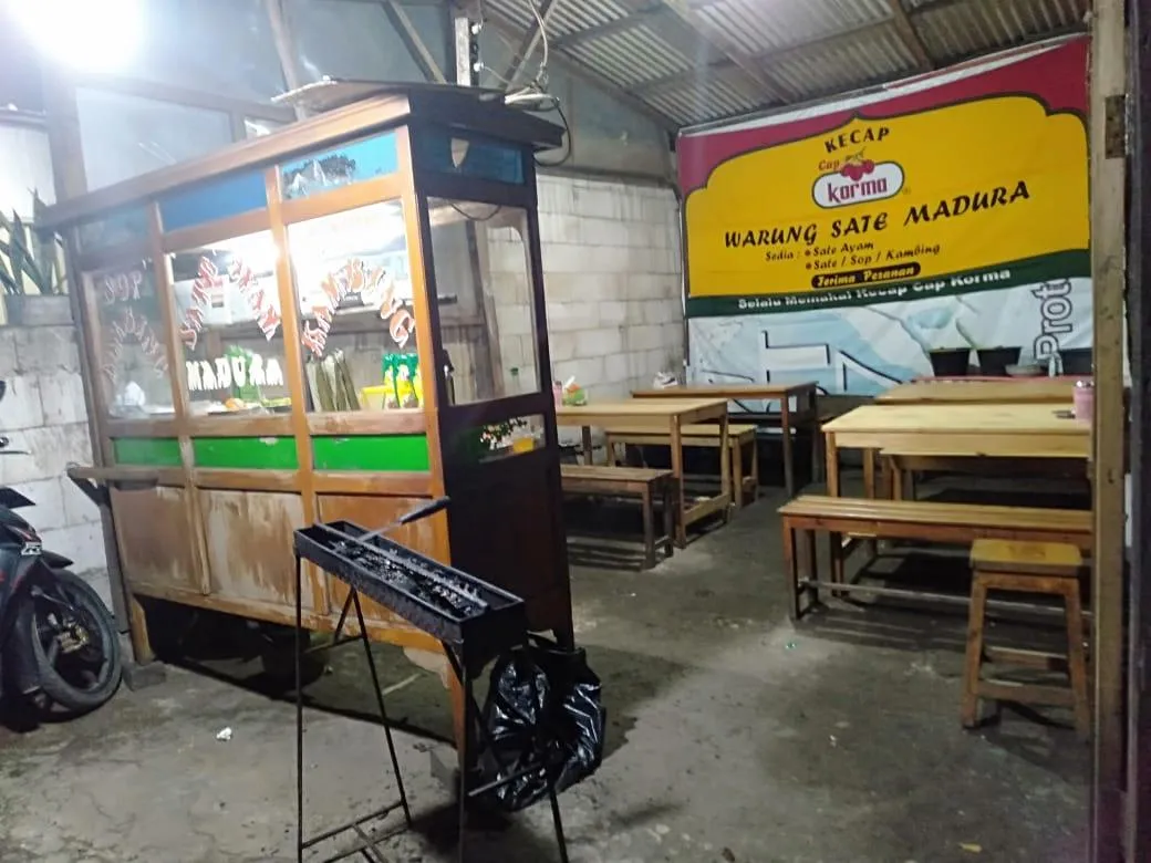 Sate Madura Pak Sarikan jombang