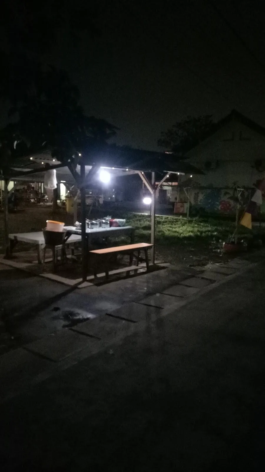 Warung Nasi Uduk Ema Kasih
