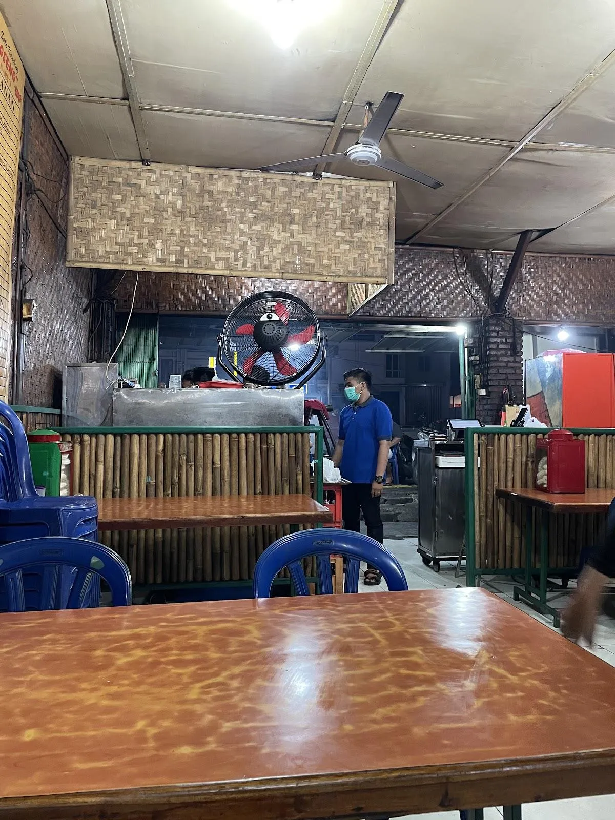 Warung Tongseng Solo Pak Naryo - ,Saung Djati