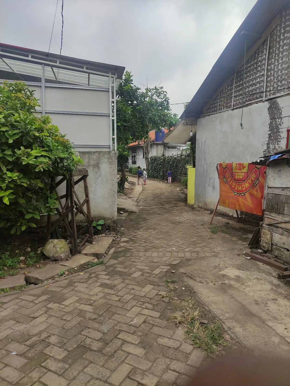 WARUNG TEH RIRI