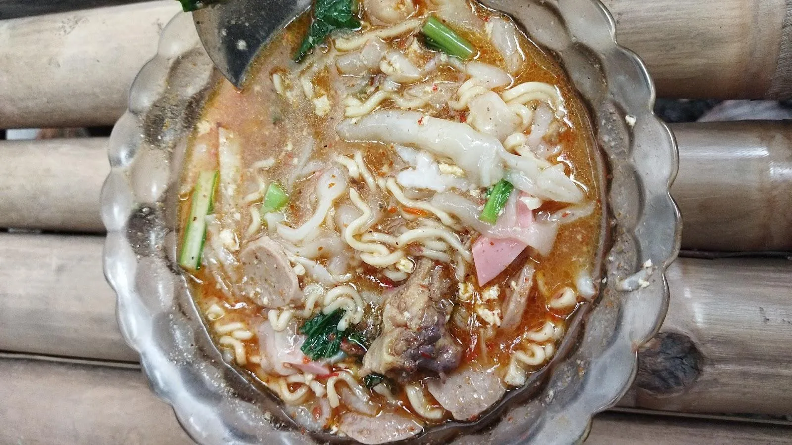 Warung kopi dan seblak