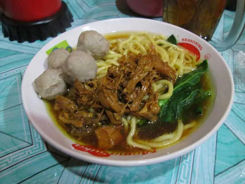 warung nasi uduk & pisang molen Bp Surnata.