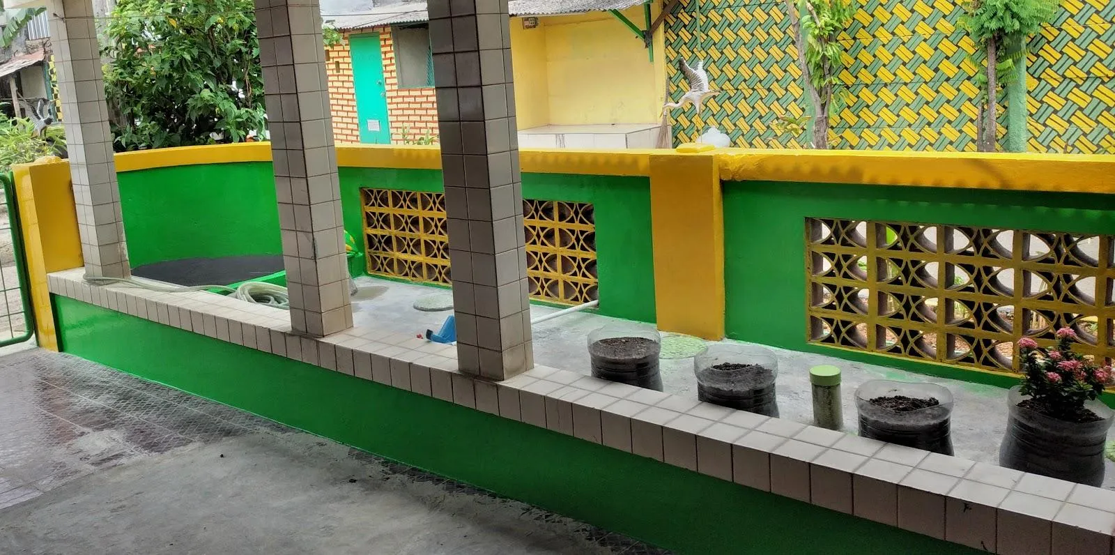 kontrakan yuni prihati