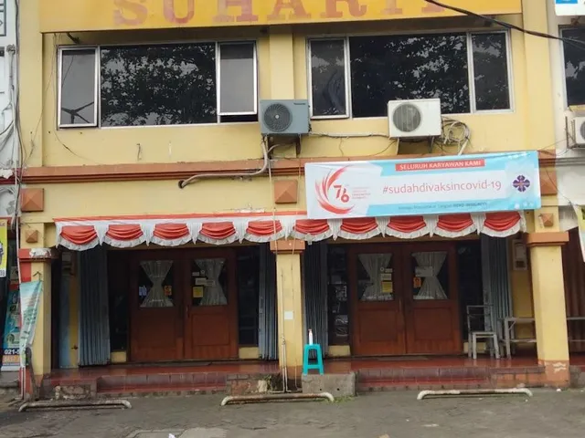 Ayam Goreng Suharti