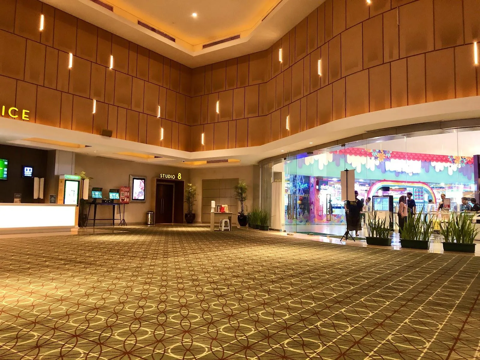 AEON Mall BSD City XXI