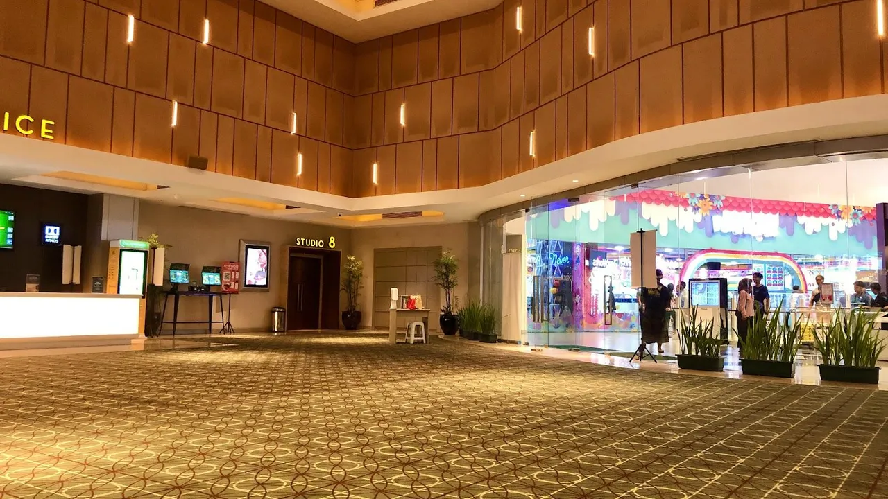 AEON Mall BSD City XXI
