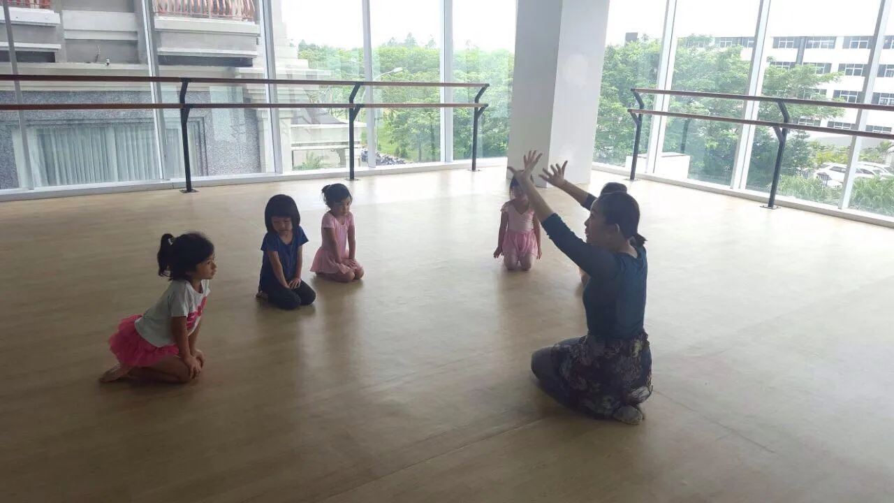 Flamingo Studio (BSD City)