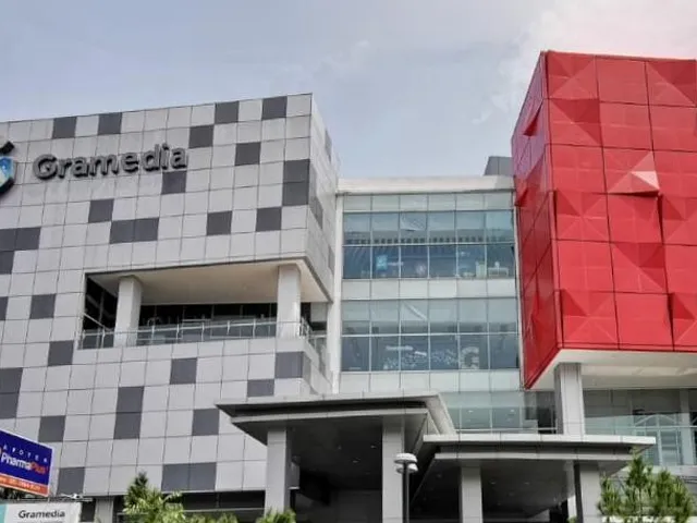 Gramedia World BSD