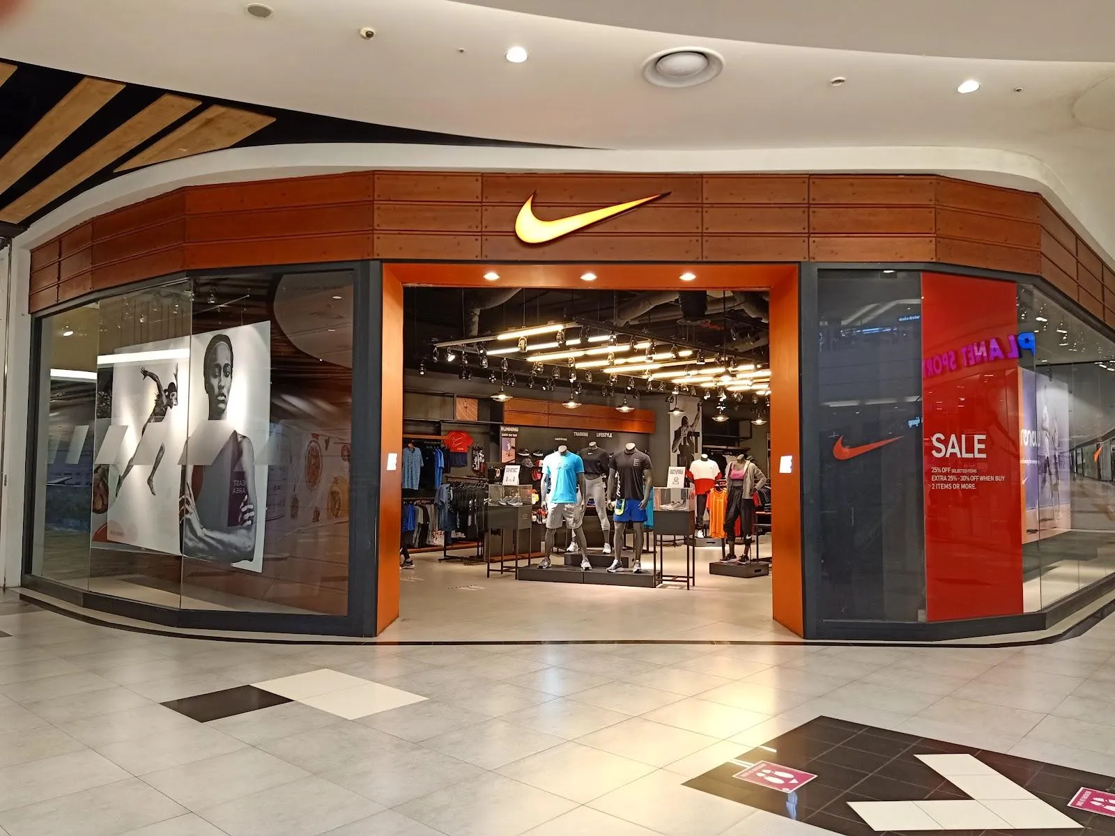 Nike - ÆON Mall BSD City