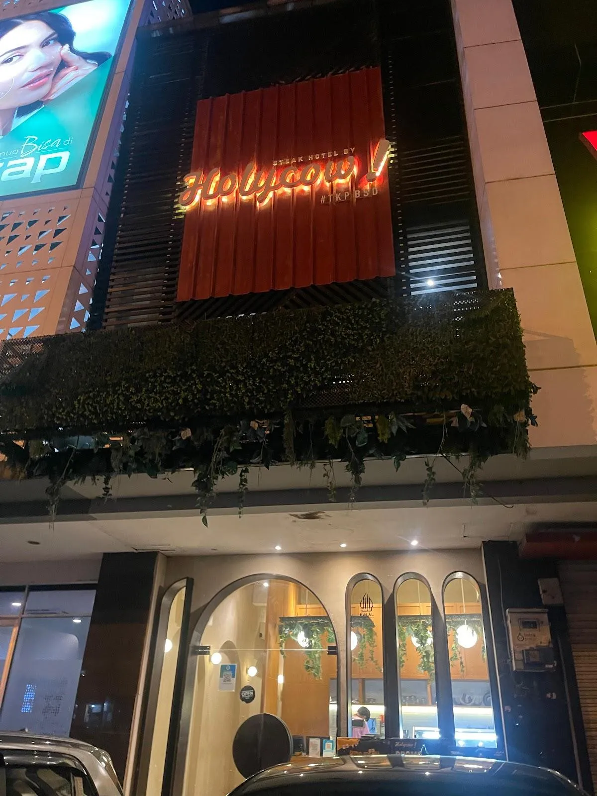 Steak Hotel by Holycow! TKP BSD
