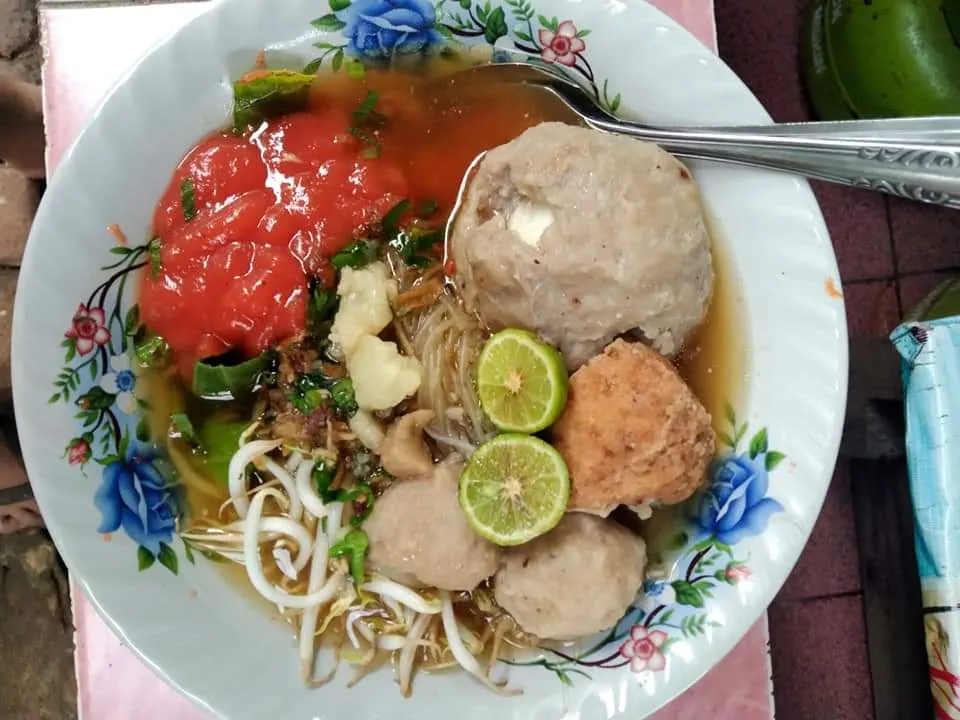 Bakso dan mi ayam saung fanfin