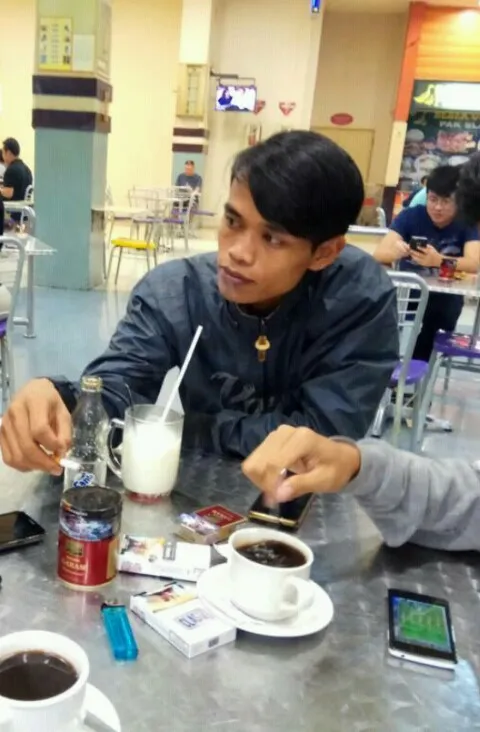 Burnok Bang Kajum