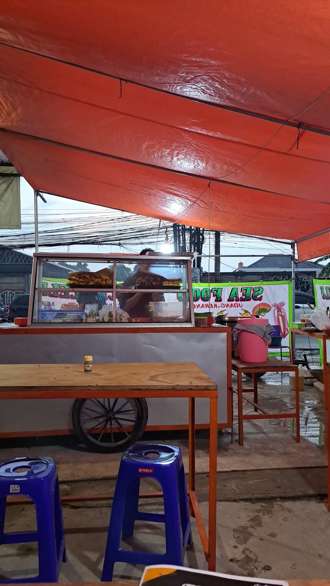 FRESH SEAFOOD PUTRA MONO