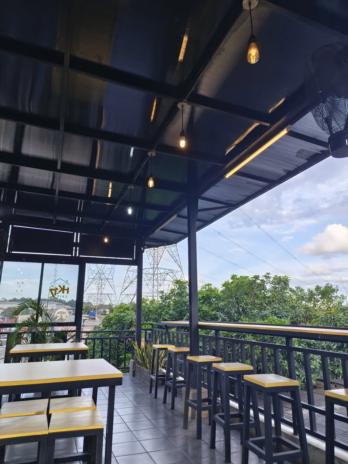 HK17 Cafe
