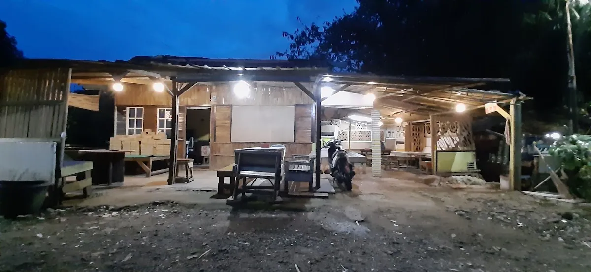Warung Bambu bang oka
