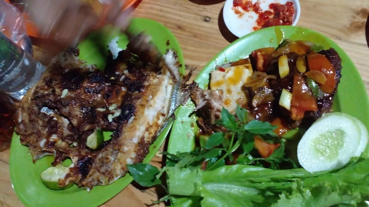 WARUNG SEAFOOD FAISAL