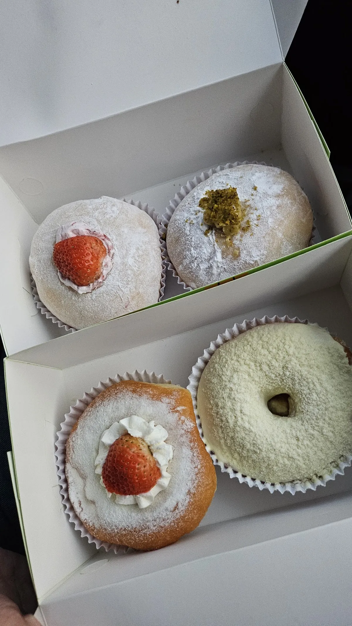 CERITA DONAT